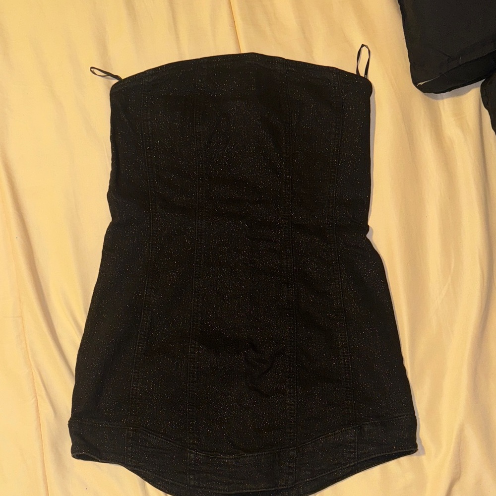 Forever 21 Glittery Black Strapless Dress